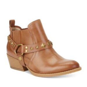 Never worn Kenneth Cole Rock n Raw booties. Perfect for fall!